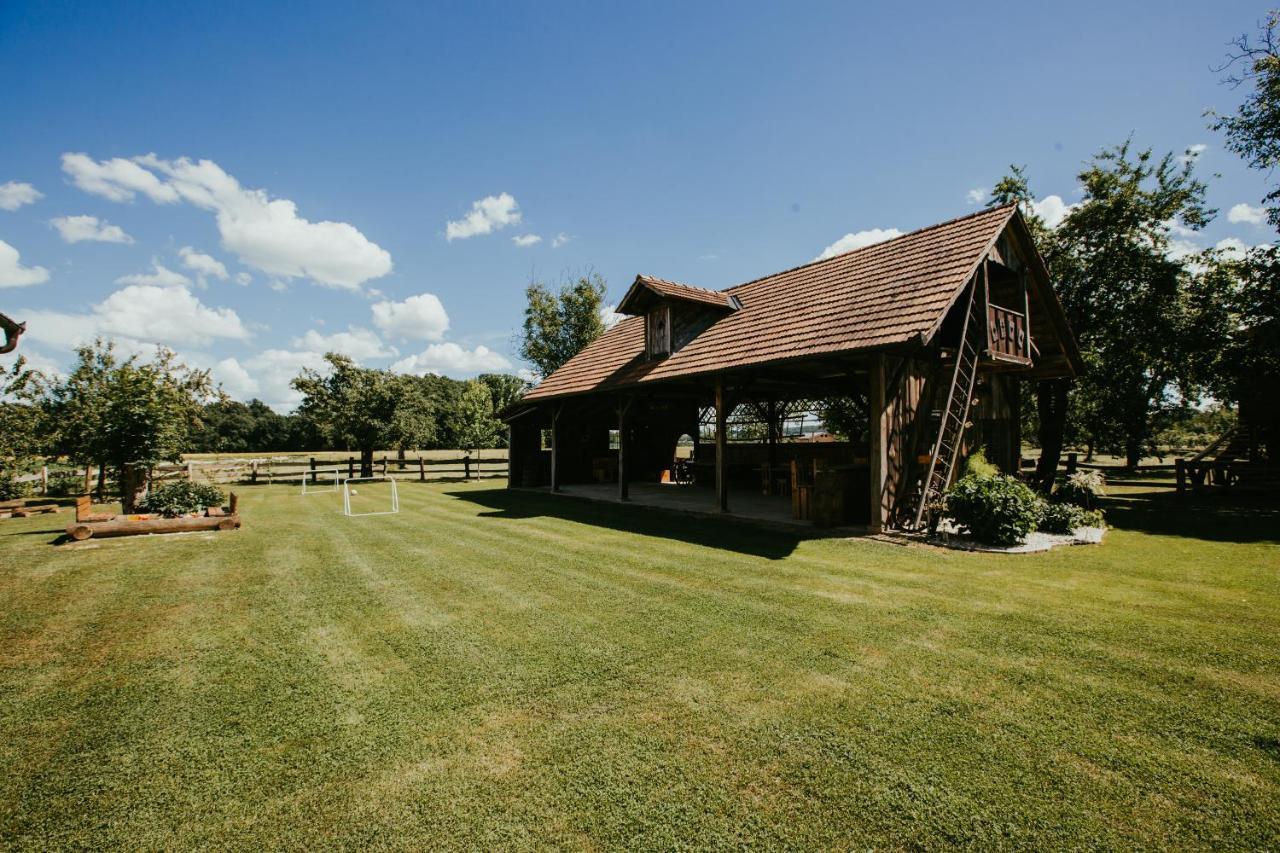 Treehouse Drevesna Hiska Strkovo Gnezdo Ranc Jures Ξενοδοχείο Ljutomer Εξωτερικό φωτογραφία
